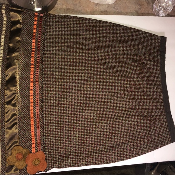 Neesh by dar skirt and cardigan - Picture 6 of 7